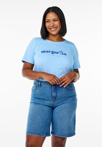 Джинсовые шорты Джинсовые шорты