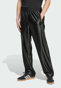 Спортивные штаны Спортивные штаны