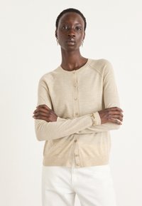 Твинсет Твинсет