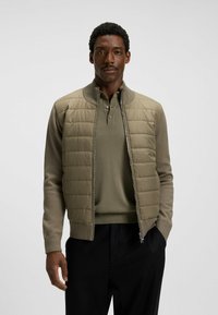 Куртка бомбер Куртка бомбер