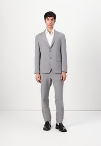 Костюм Костюм