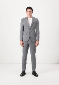 Костюм Костюм