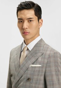 Галстук Галстук