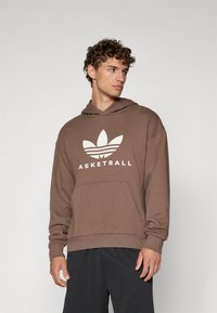 Спортивная кофта Спортивная кофта