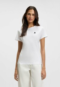 Футболка Футболка