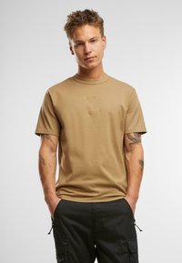 Футболка Футболка