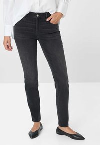 Джинсы Джинсы