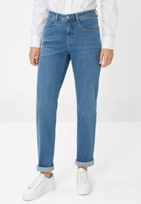 Узкие джинсы Узкие джинсы