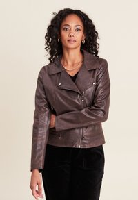 Байкерская куртка Байкерская куртка