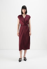 Летнее платье Летнее платье