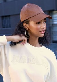 Толстовка Толстовка