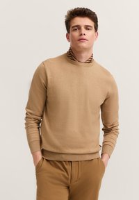 Пуловер Пуловер