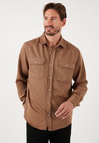 Рубашка Рубашка