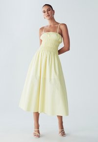 Летнее платье Летнее платье