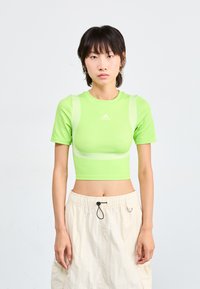 Футболка Футболка