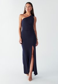 Платье Платье