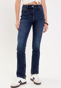 Джинсы Джинсы