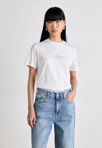 Футболка Футболка