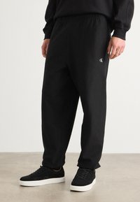 Спортивные штаны Спортивные штаны