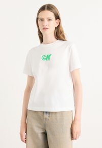 Футболка Футболка