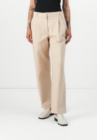 Широкие брюки Широкие брюки