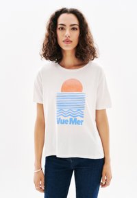 Футболка Футболка