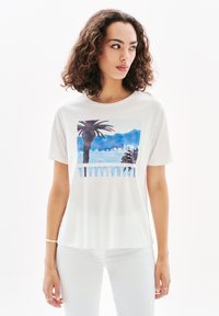 Футболка Футболка