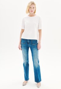 Футболка Футболка