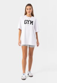 Спортивная майка Спортивная майка