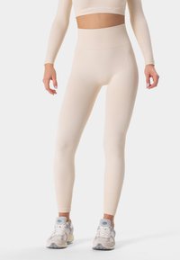 Спортивные штаны Спортивные штаны