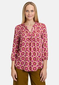 Блузка Блузка