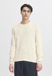 Пуловер Пуловер