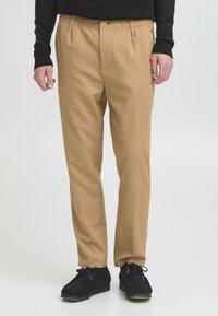 Чиносы Чиносы