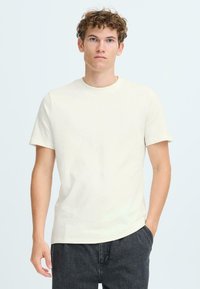 Футболка Футболка