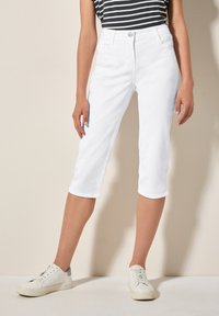 Шорты Шорты