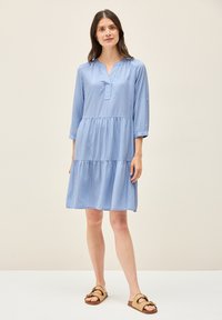 Платье Платье