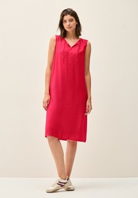 Платье Платье