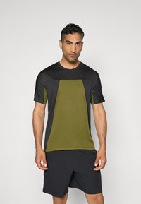 Спортивная майка Спортивная майка