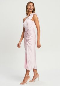 Летнее платье Летнее платье