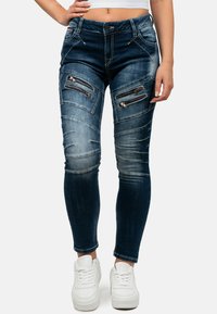 Джинсы Джинсы