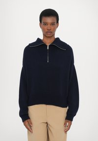 Пуловер Пуловер