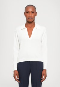 Пуловер Пуловер