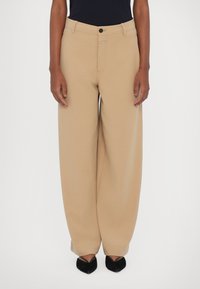 Широкие брюки Широкие брюки