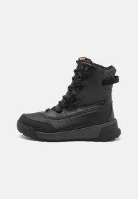 Походные ботинки Походные ботинки