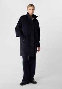 Шерстяное пальто Шерстяное пальто