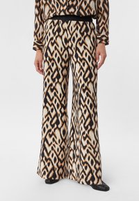 Брюки Брюки