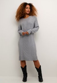 Вязаное платье Вязаное платье