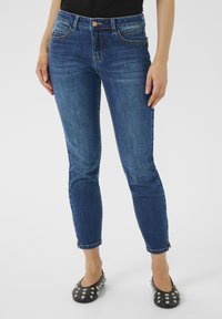 Короткие джинсы Короткие джинсы