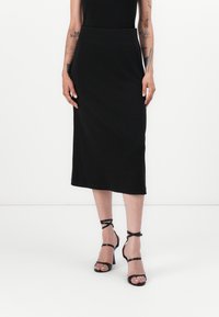 Юбка-карандаш Юбка-карандаш