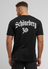 Футболка Футболка